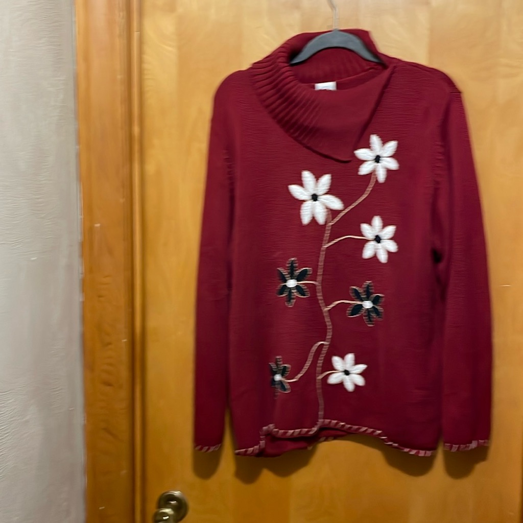 Womans Sweater 201
